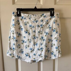 Floral Print White and Blue Skort